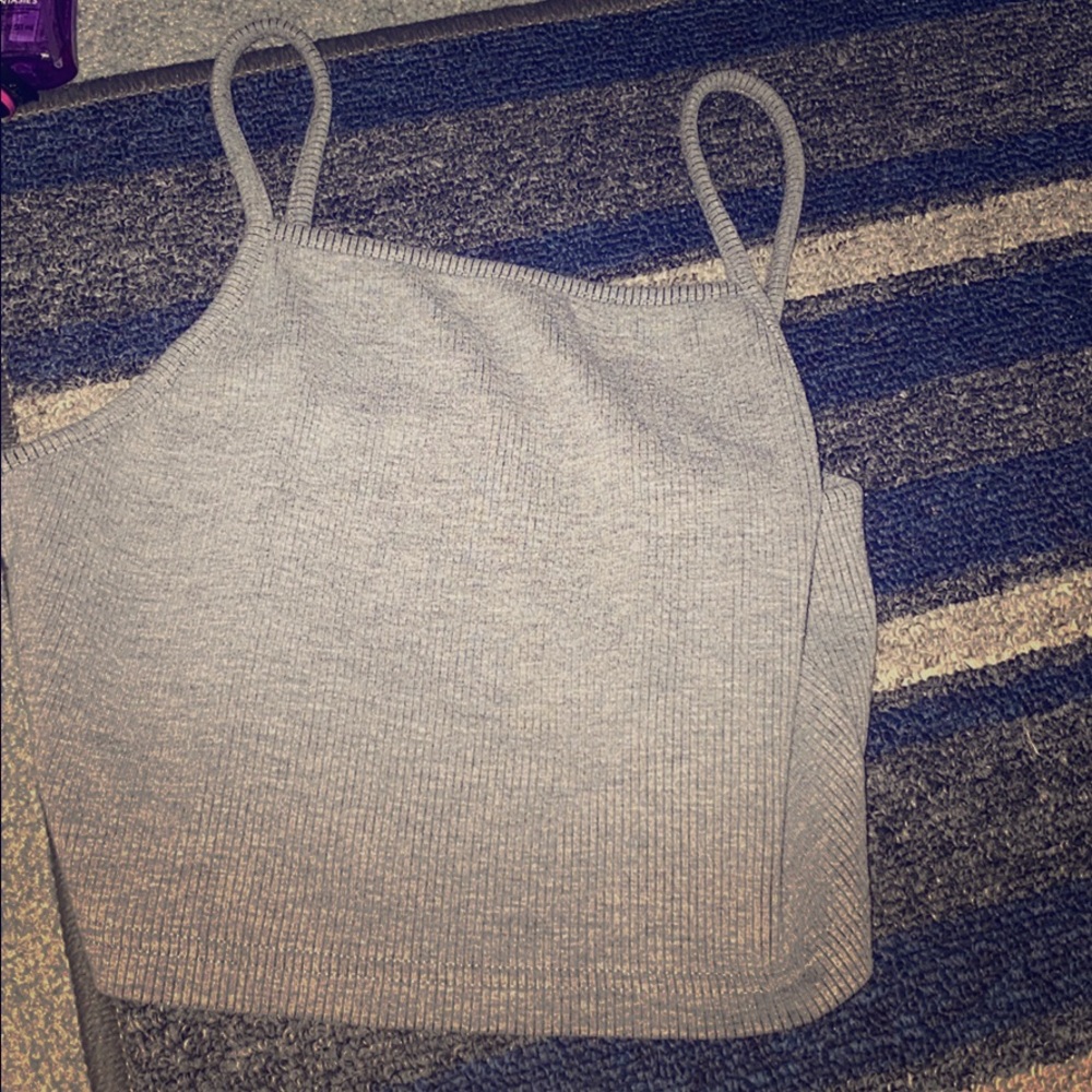cropped tank top